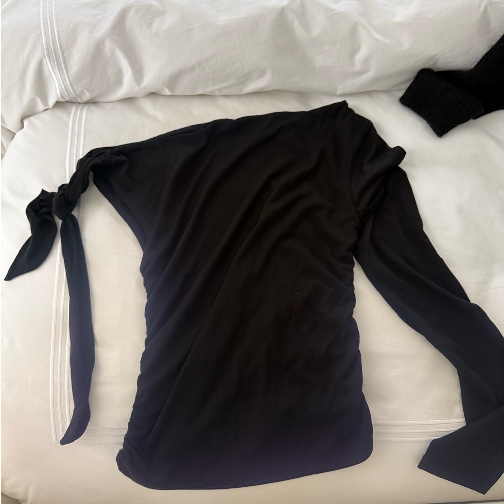 With Jean Black One shoulder Top